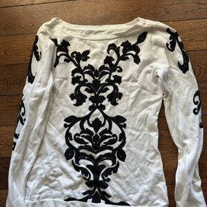 White House Black Market Size XS black and white sweater